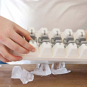 QuickSnap Ice tray - The Unusual Gift Company